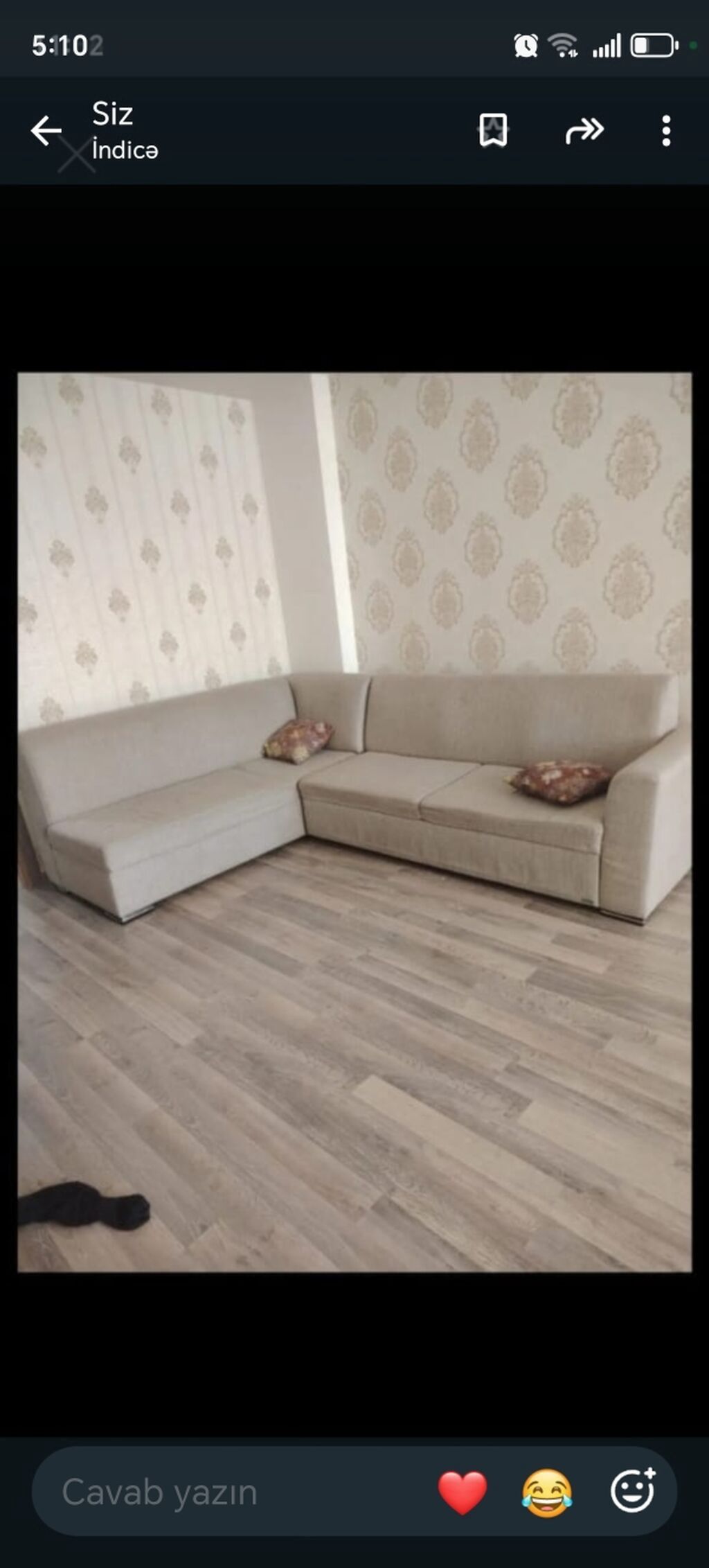 L formalı yumşaq künc divanı. Açıq bej rəngdədir və neytral interyerlə — Mebel, Bakı