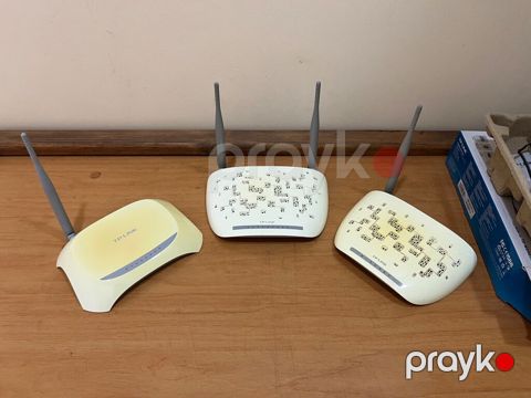 3 eded modem, ishlek veziyetdediler, 2 eded adapter ustunde verilecek — Bakı