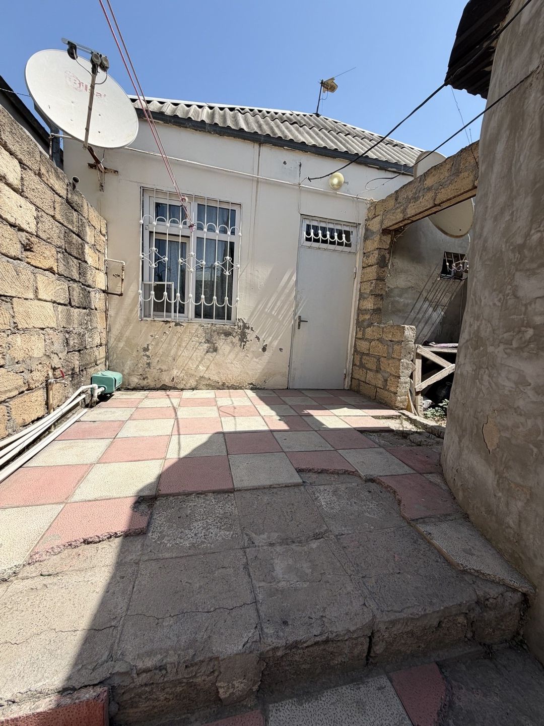 Həyət evi, Xırdalan ş. — Daşınmaz əmlak, Xırdalan