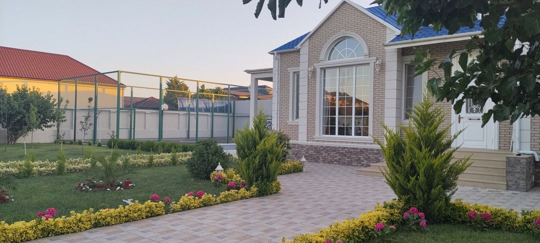 Satılır 5 otaqlı həyət evi/bağ evi 300 m² — Ev, villa, Bakı