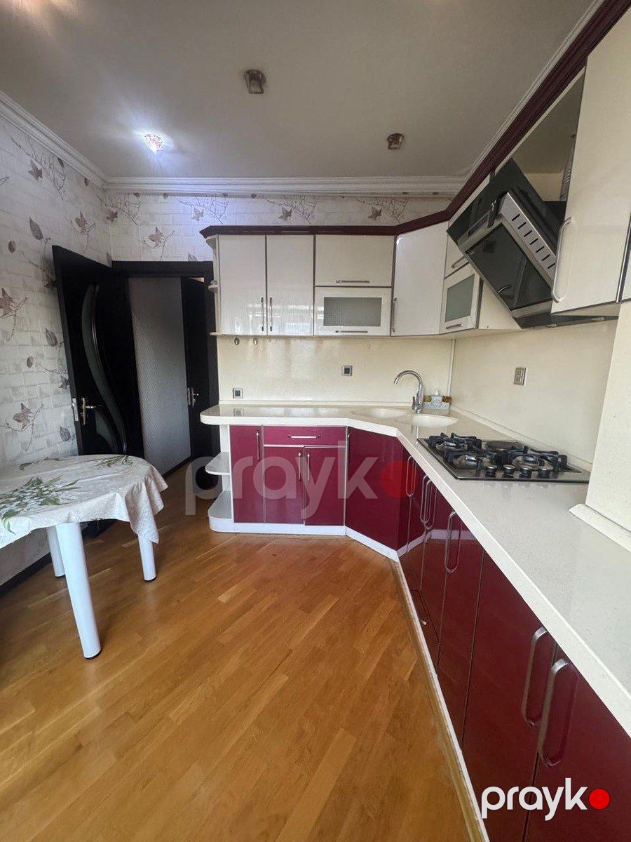 Satılır 2 otaqlı köhnə tikili 65 m² — Mənzil, Bakı (11)
