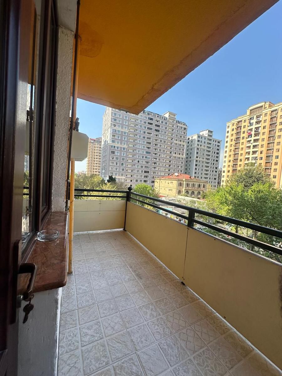 Satılır 3 otaqlı yeni tikili 130 m² — Mənzil, Bakı (8)