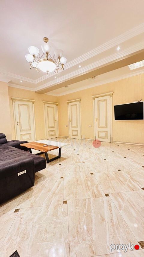 Satılır 3 otaqlı yeni tikili 169 m²