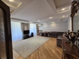 Satılır 4 otaqlı köhnə tikili 120 m² — Pünhan bəy