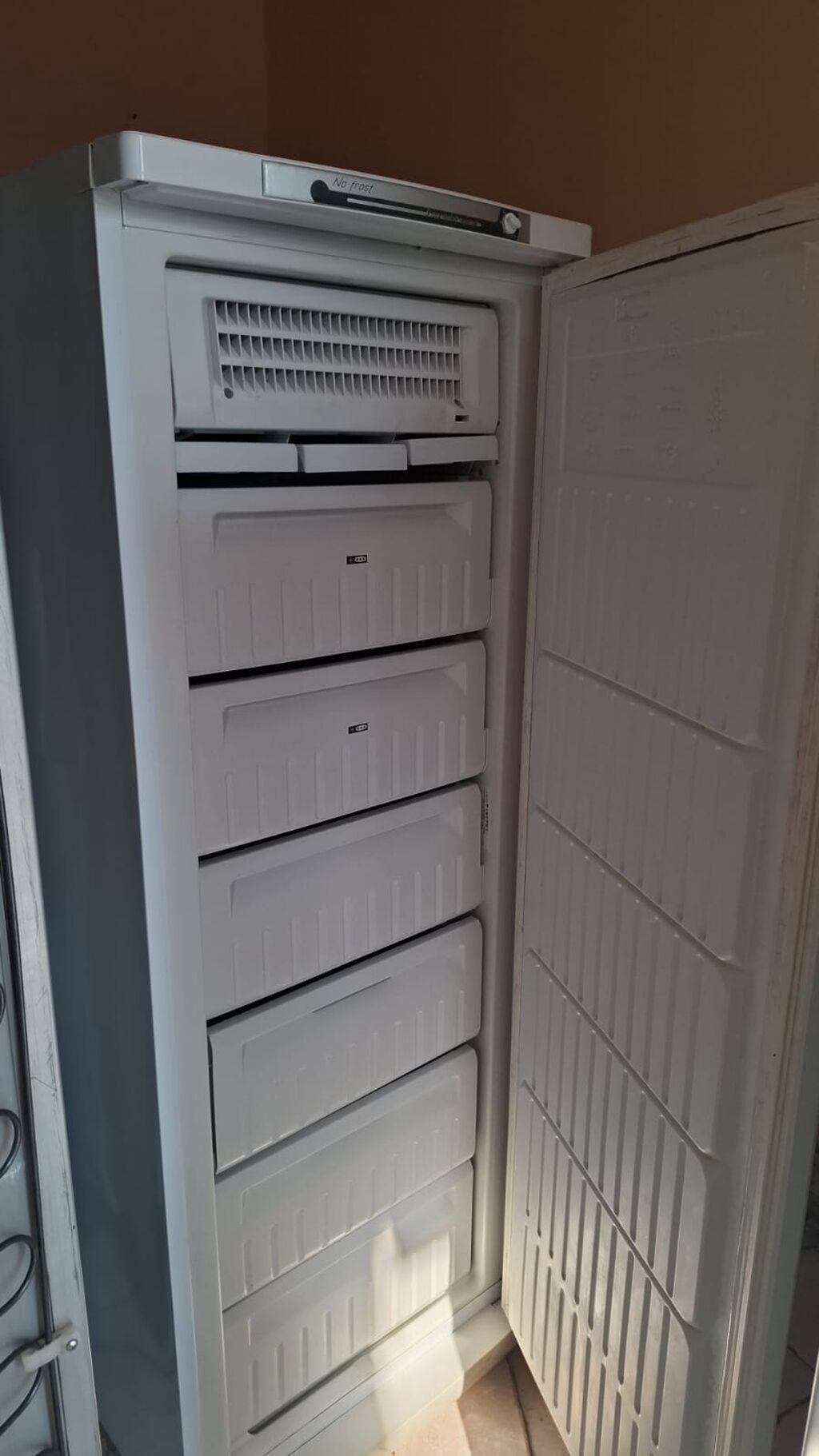 Indesit dik tipli dondurucu - No Frost texnologiyası – qarsız işləmə