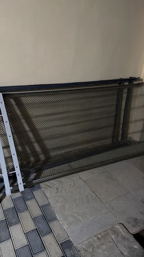 Metaldan hazırlanmış qatlanan çarpayı dəsti - Material: tam metal