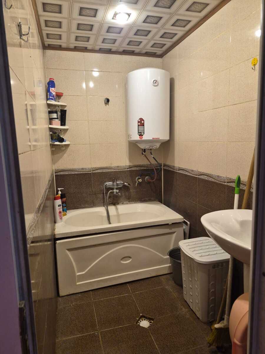 Satılır 2 otaqlı köhnə tikili 55 m² — Mənzil, Bakı (9)