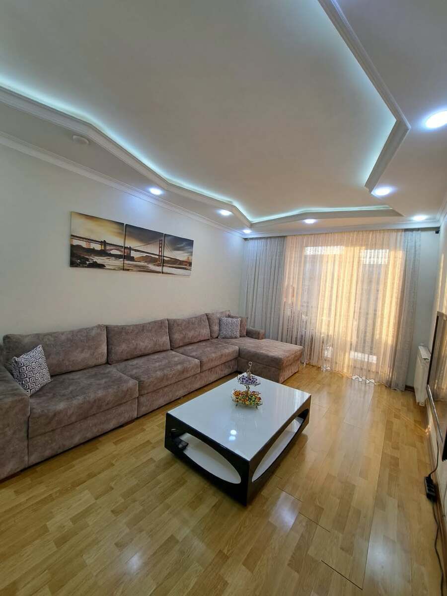 İcarəyə verilir 3 otaqlı köhnə tikili 85 m² — Mənzil, Bakı