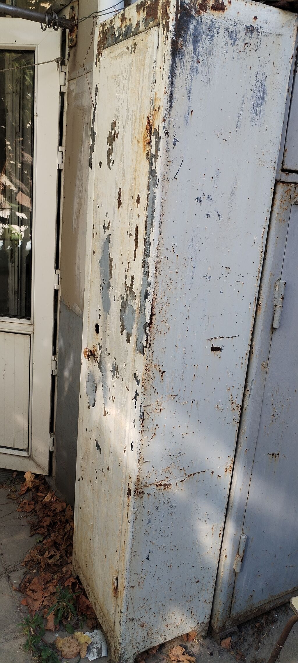 Metall şkaf – iki hissəli, üst bloklu - Material: qalın poladdan — Mallar, Bakı (2)