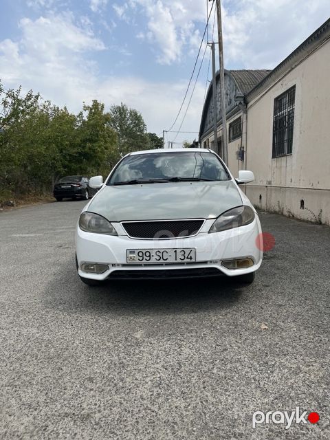 Daewoo Gentra, 1.5 L, 2013 il, 353 000 km