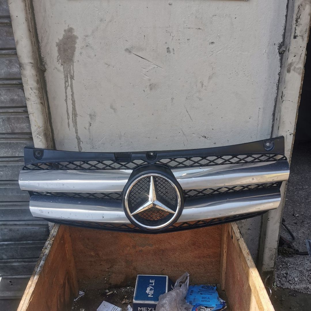 Mercedes Vito ön buferi və radiator barmaqlığı — Ehtiyat hissələri və aksesuarlar, Bakı (4)