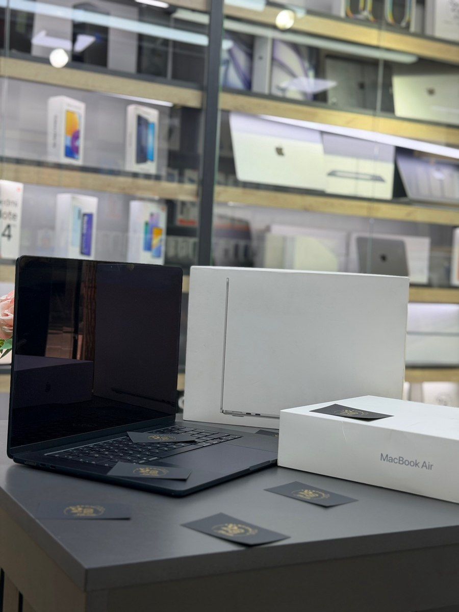 MacBook Air 13.6 inch M5 16/512GB Silver;Blue — Elektronika, Bakı (2)