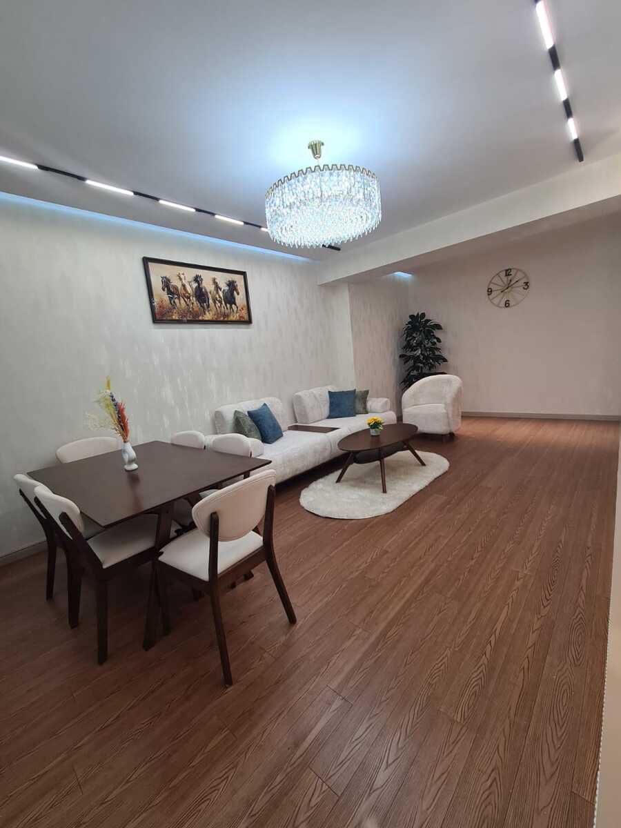 Satılır 3 otaqlı yeni tikili 101 m² — Mənzil, Bakı (2)