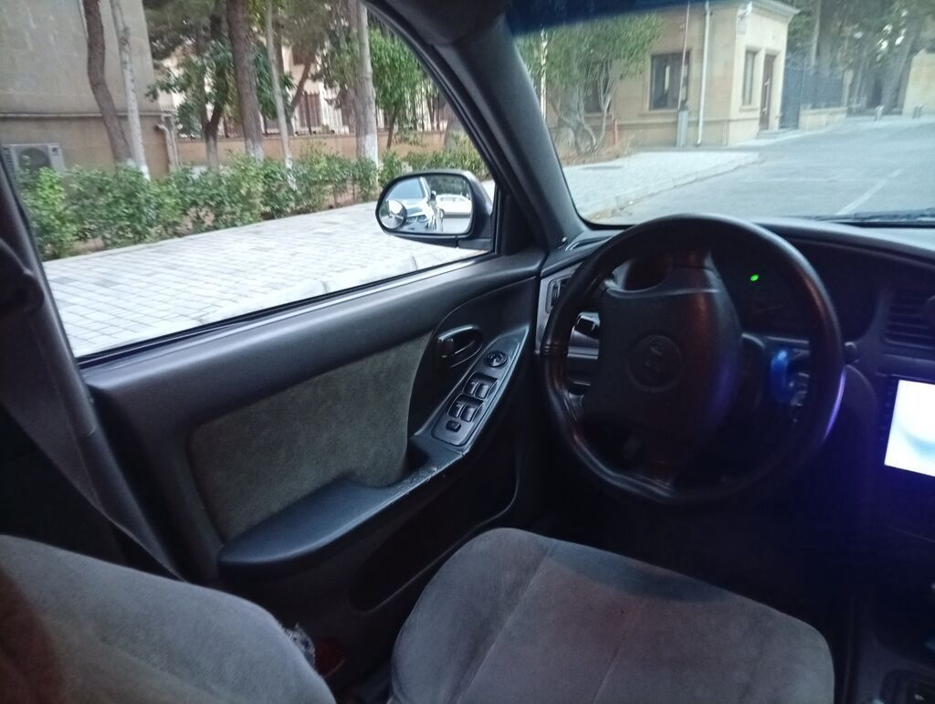 Hyundai Elantra sedan - Kuzov: 4 qapılı sedan, tünd boz rəng - — Avto, Bakı (9)