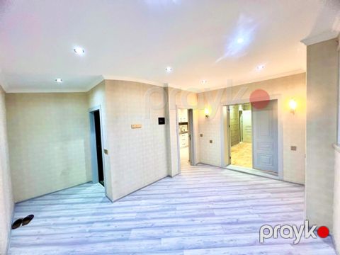 Satılır 2 otaqlı köhnə tikili 65 m²