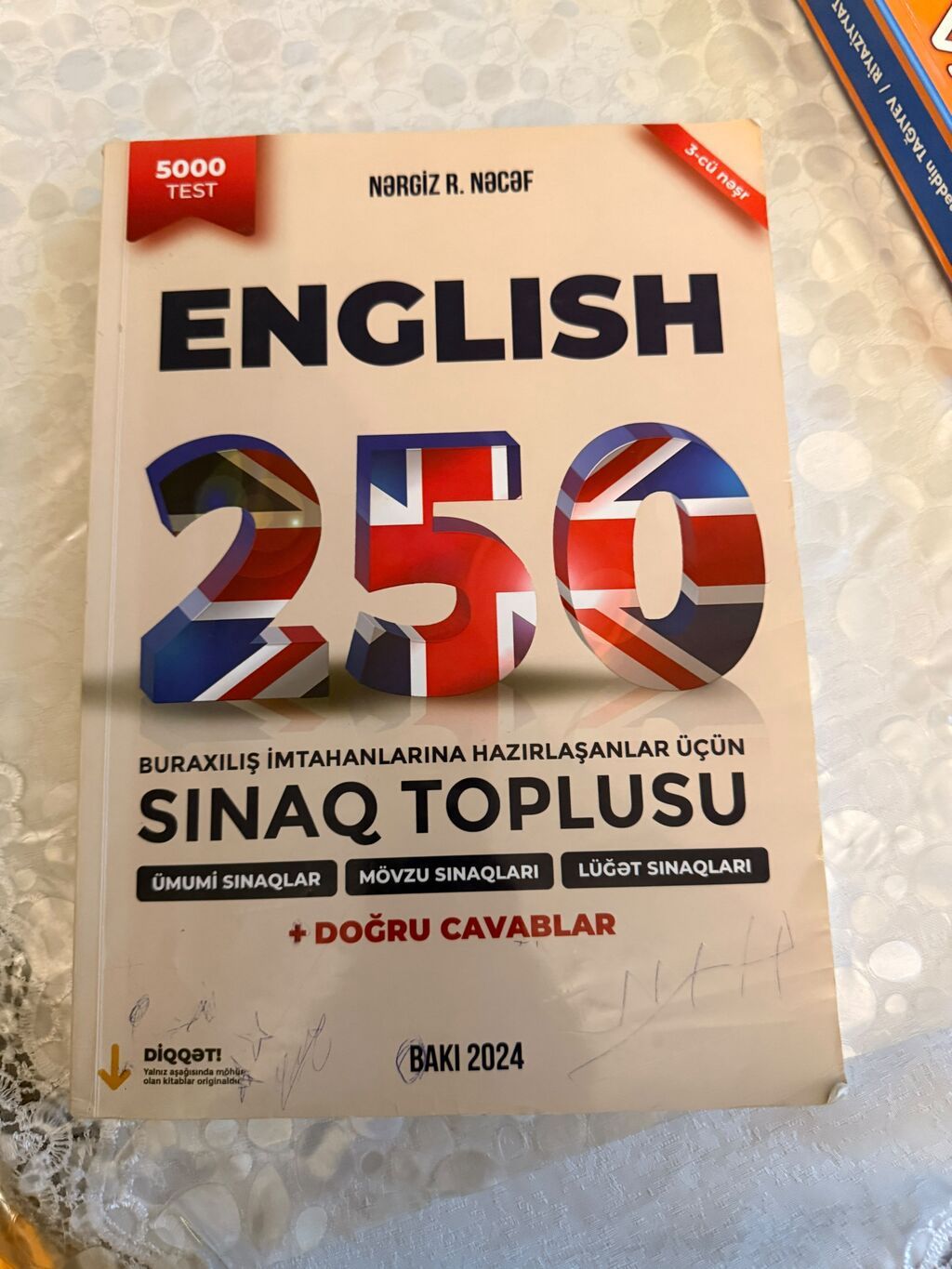 Məhsul: “English 250 – Buraxılış imtahanlarına hazırlaşanlar üçün — Kitablar və jurnallar, Bakı