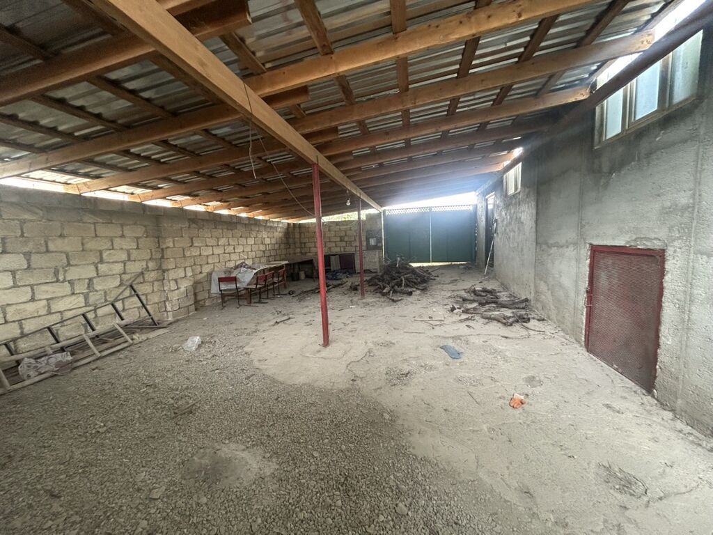 Satılır: kənd mühitində həyət evi və geniş torpaq sahəsi - Tikinti — Daşınmaz əmlak, Quba (8)