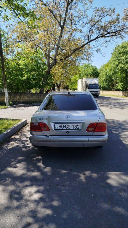 Mercedes E 230, 2.3 L, 1996 il, 398 762 km — Avtomobillər, Qax (2)