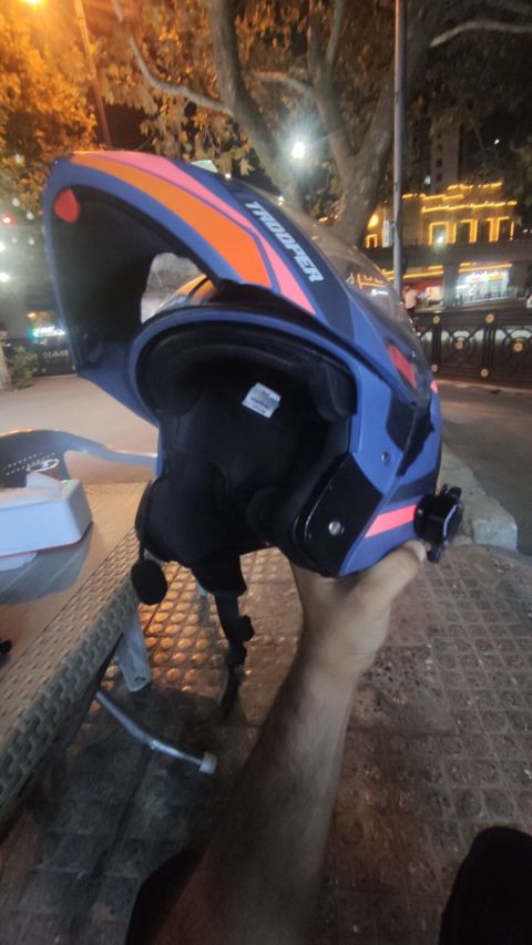 Mototsikletçi dəbilqəsi – TROOPER model - Növ: Flip-up (qaldırılan