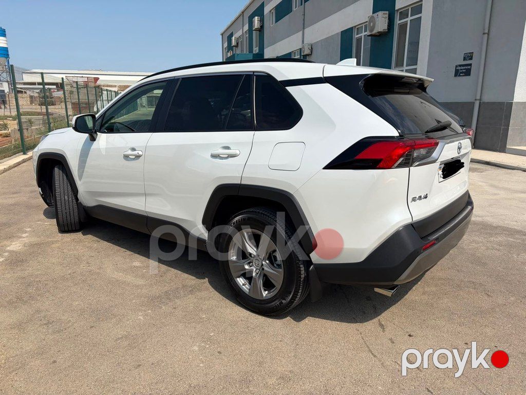 Toyota RAV4, 2.0 L, 2023 il, 44 000 km — Avtomobillər, Bakı (8)