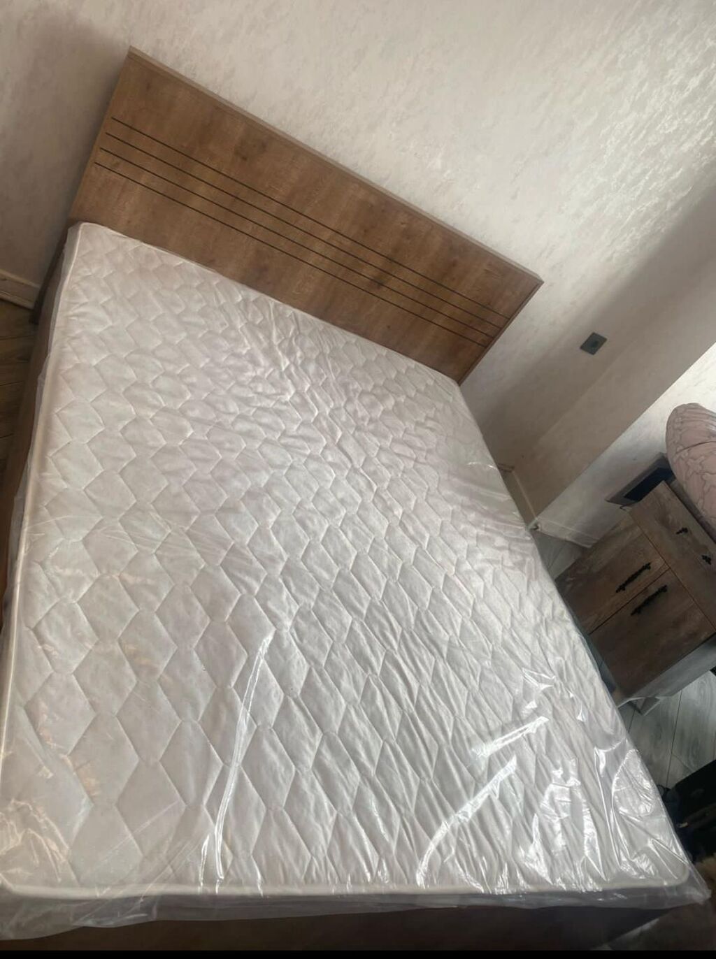Taxt Madeyra malıdır 2 ayindır köç sebebi ile tecili 230 man son
