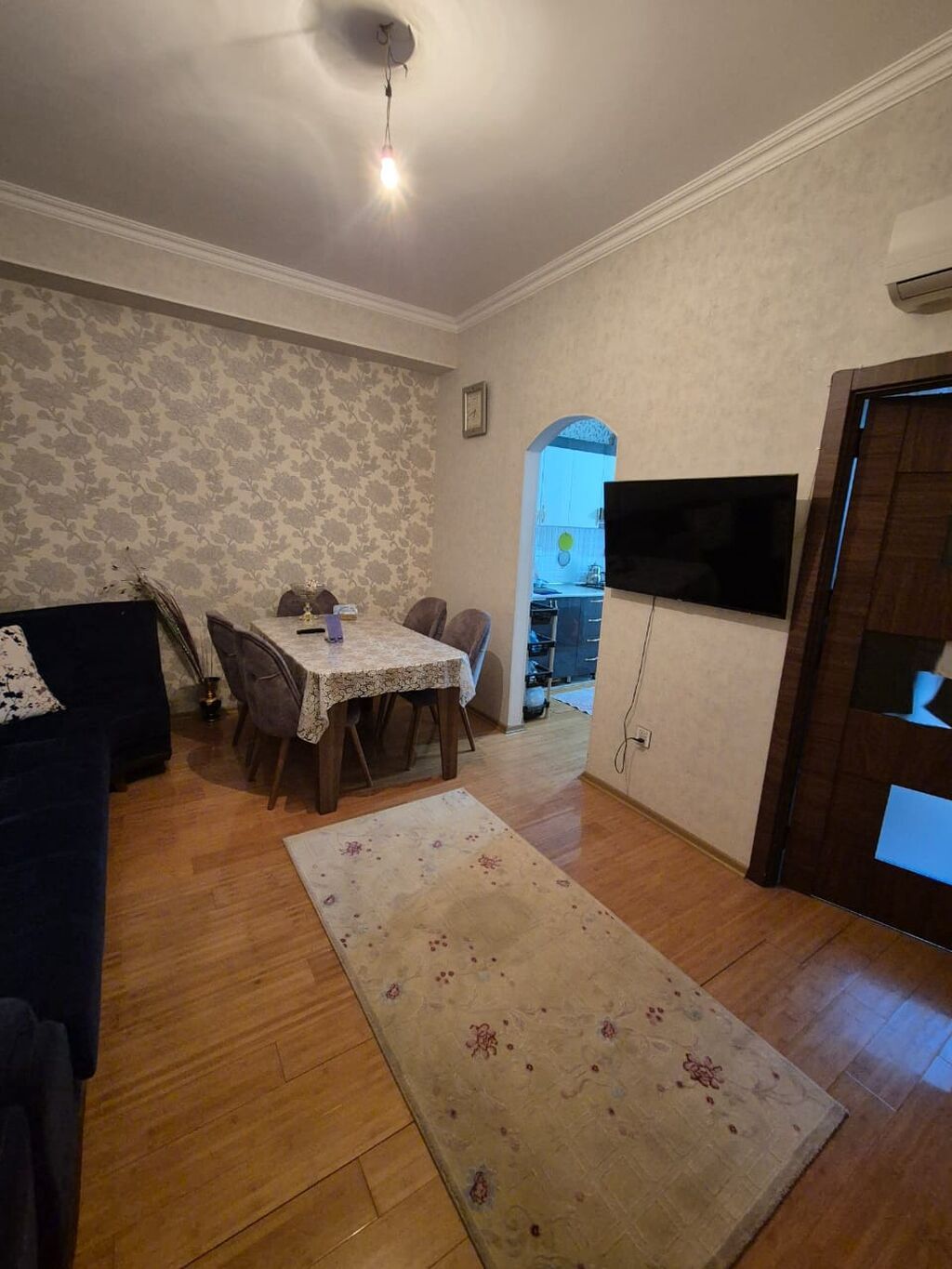 Salam. ev uzunmüddətli verilir. 077_383_19_24. Elanı tam oxu sonra