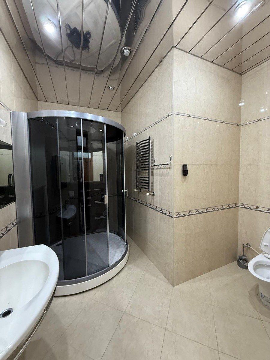 Satılır 4 otaqlı yeni tikili 240 m² — Mənzil, Bakı (11)