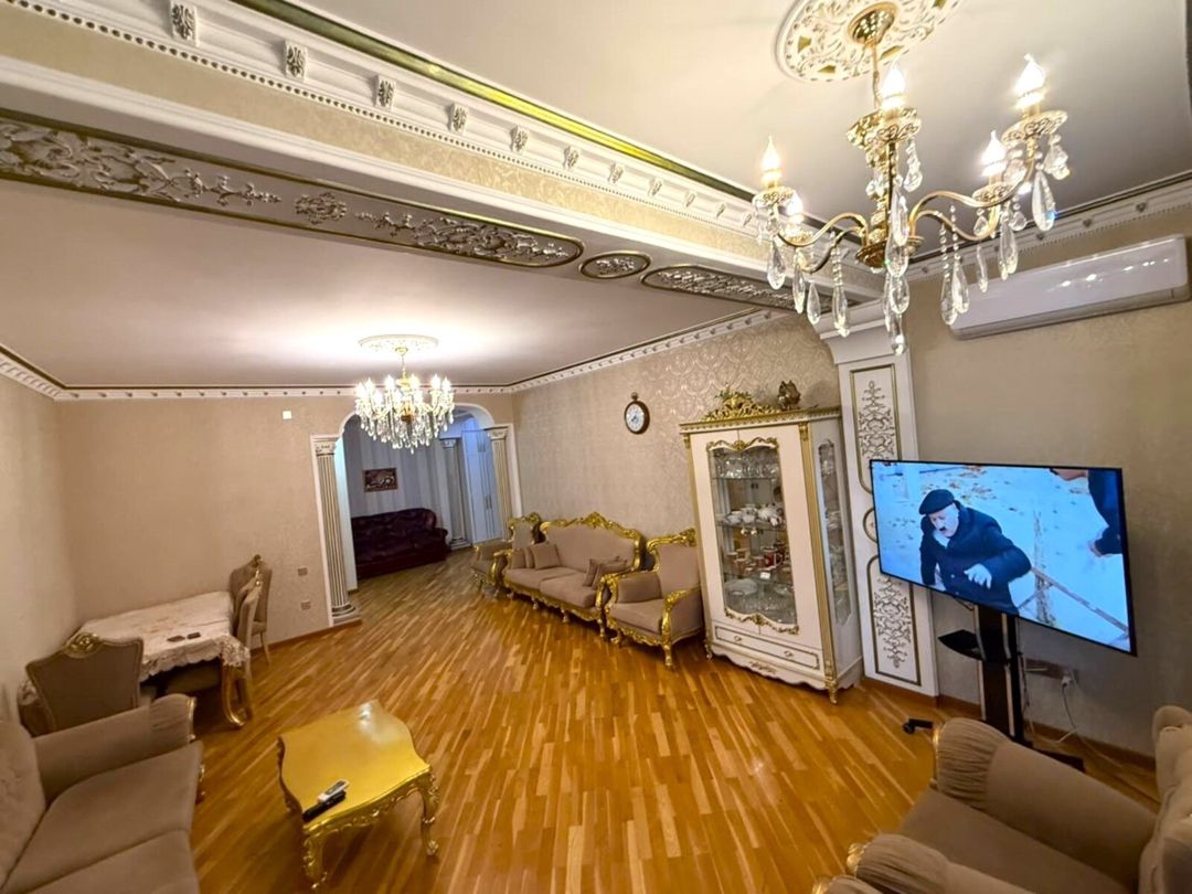 Satılır 4 otaqlı yeni tikili 180 m² — Mənzil, Bakı (3)