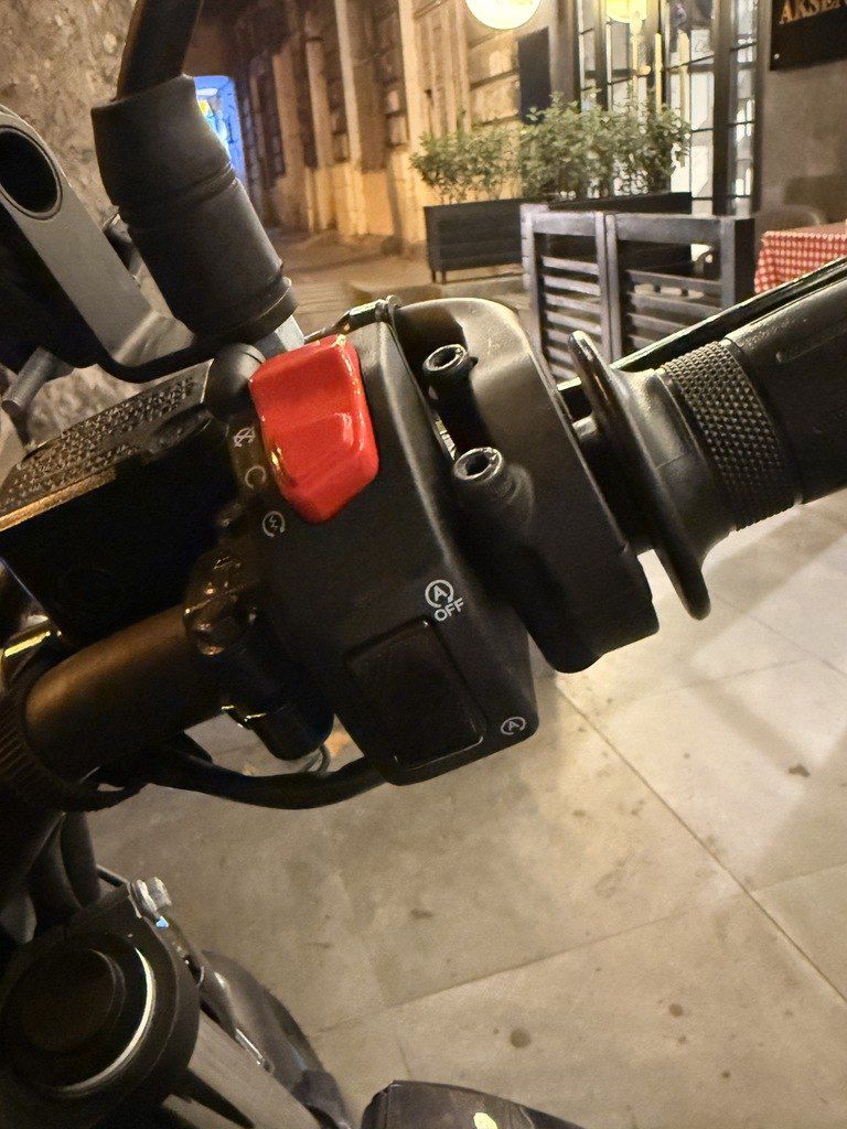 Yamaha FZ-S Fi Hybrid, 150 sm3, 2025 il, 9 500 km — Motosikletlər, Bakı (4)