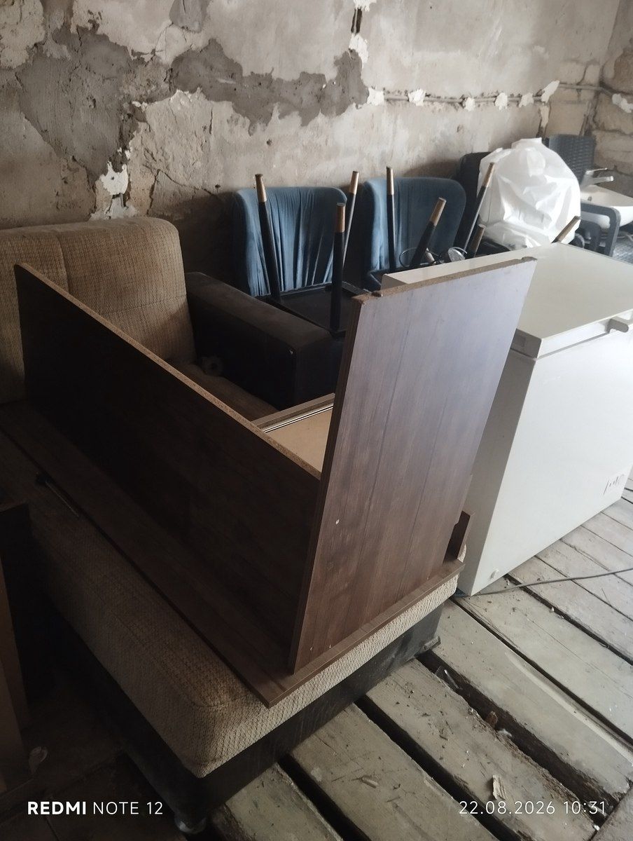 Ofis stolu — açıq bir tərəfi olan mebel — Ofis mebeli, Bakı (2)