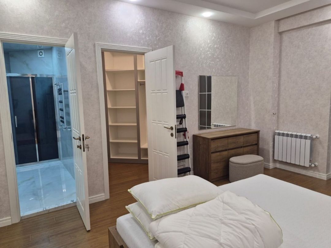 İcarəyə verilir 4 otaqlı yeni tikili 213 m² — Mənzil, Bakı (9)