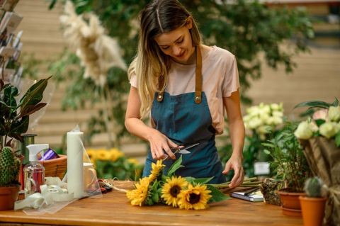 Florist tələb olunur