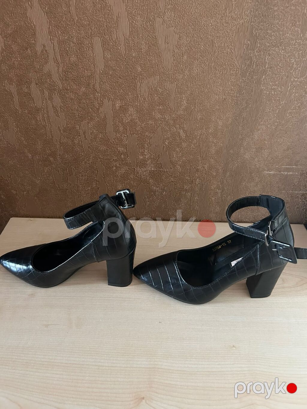 Qadın klassik ayaqqabıları – 2 model 1) Şüşə detallı stiletto - Rəng — Şəxsi əşyalar, Bakı (2)