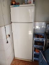 Soyuducu Satilir Stinol Prablem yoxdu iwleyir Usdada olmayib — Refrigerators