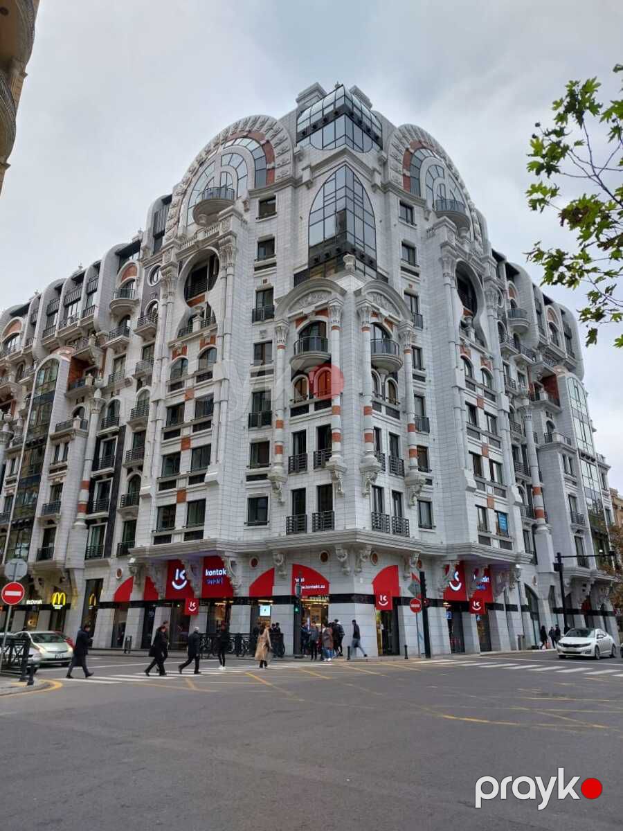 Satılır 4 otaqlı yeni tikili 258 m² — Mənzil, Bakı (3)