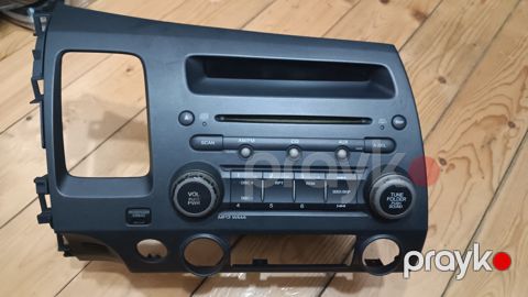 Honda Civic 2008 maqnitolası — Bakı