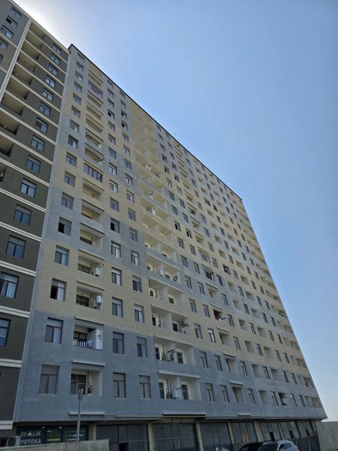 Satılır 2 otaqlı yeni tikili 77.3 m²