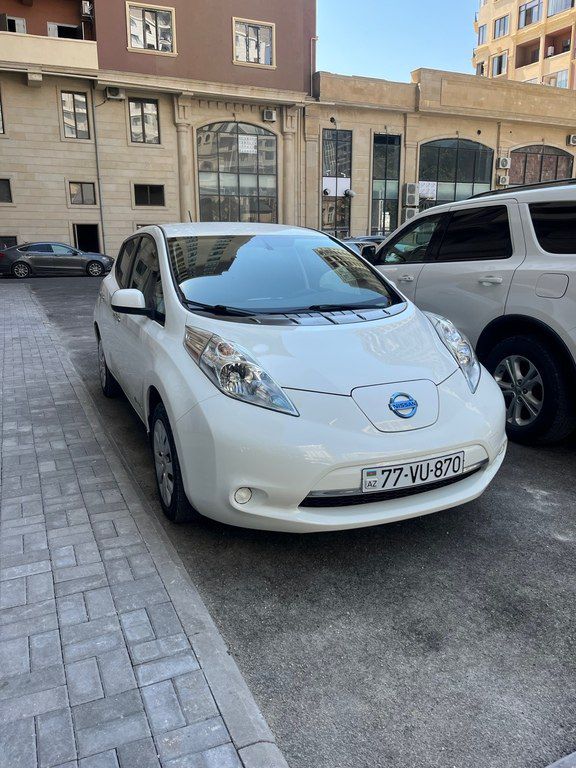 Nissan Leaf, 24 kWh, 2017 il, 150 000 km — Avtomobillər, Bakı (2)