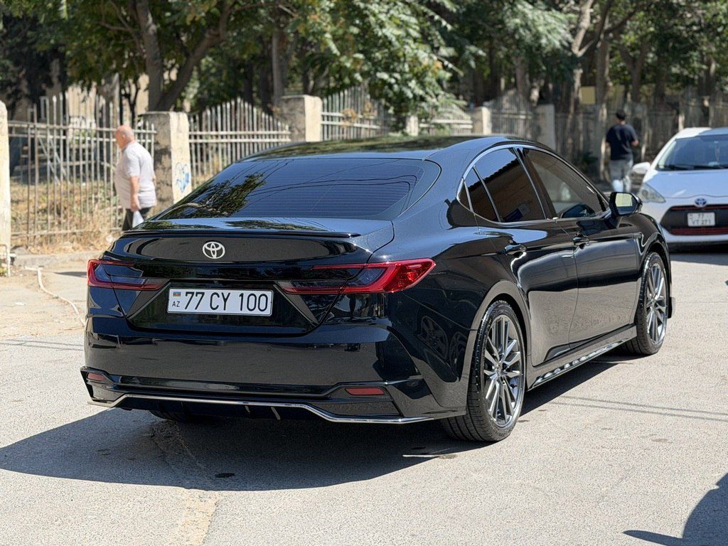 Toyota Camry, 2.0 L, 1 kWh, 2025 il, 10 000 km — Avtomobillər, Bakı (2)