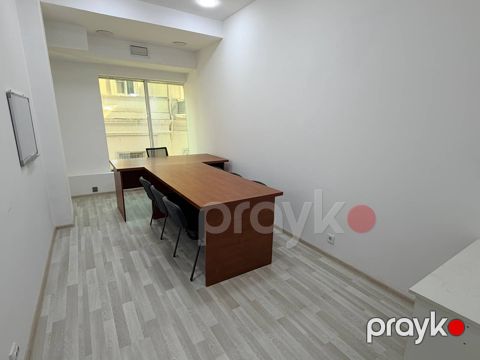 İcarəyə verilir 1 otaqlı ofis 18 m²