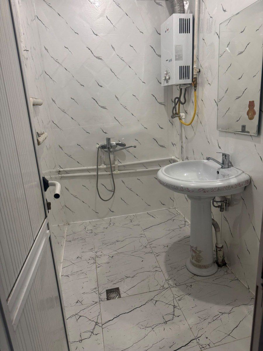 İcarəyə verilir 2 otaqlı köhnə tikili 65 m² — Mənzil, Bakı (11)