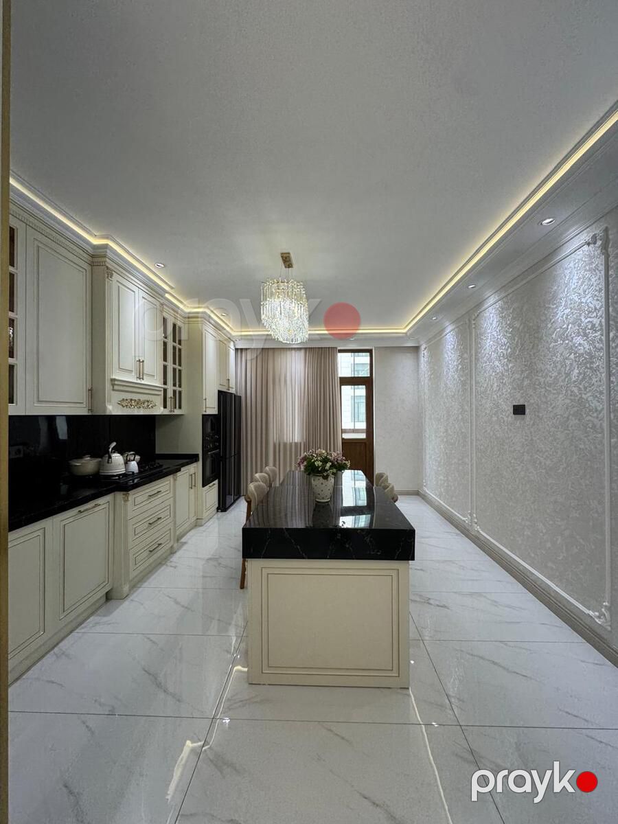 Satılır 4 otaqlı yeni tikili 240 m² — Mənzil, Bakı (8)