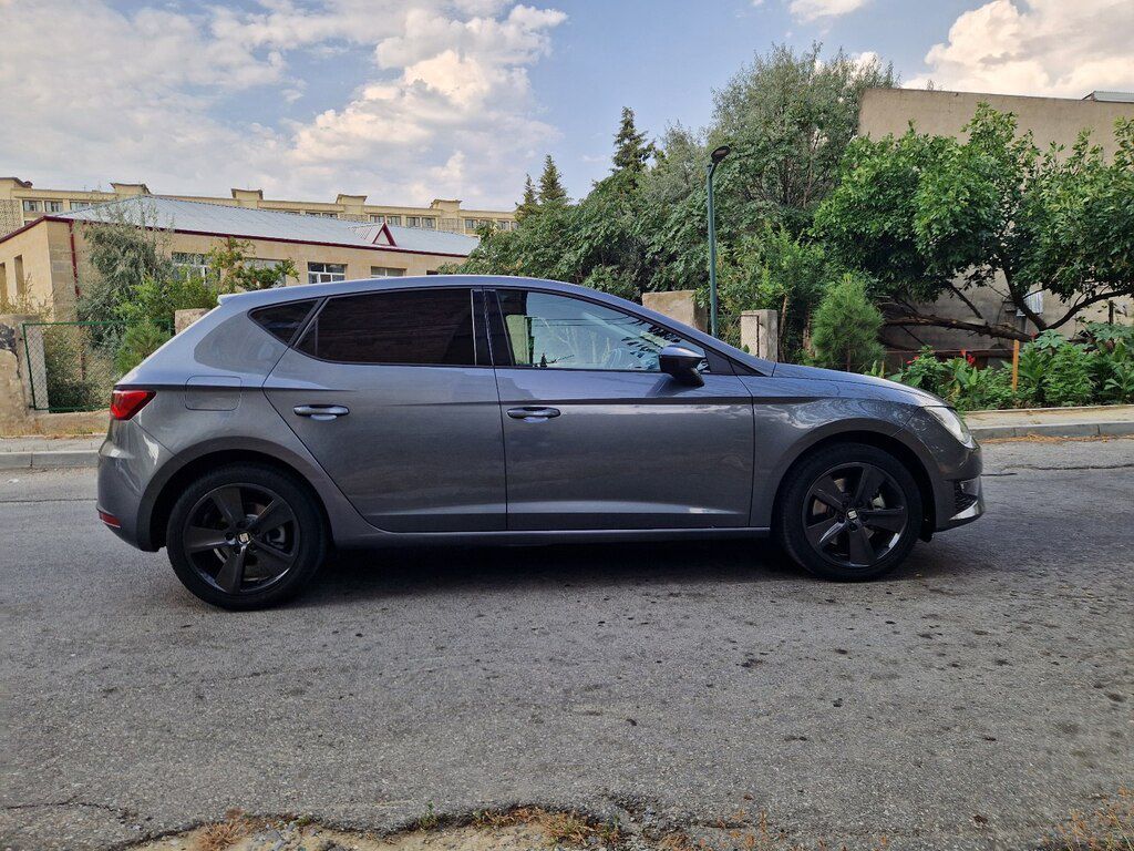 SEAT Leon, 1.8 L, 2013 il, 40 000 km — Avtomobillər, Bakı (10)