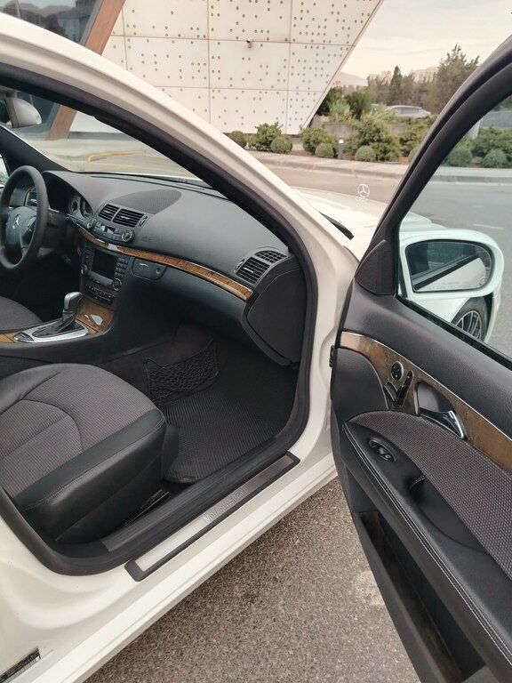 Mercedes E 240, 2.6 L, 2005 il, 269 000 km — Avtomobillər, Bakı (11)