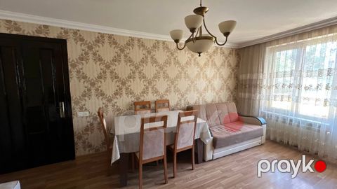 Satılır 2 otaqlı köhnə tikili 55 m²