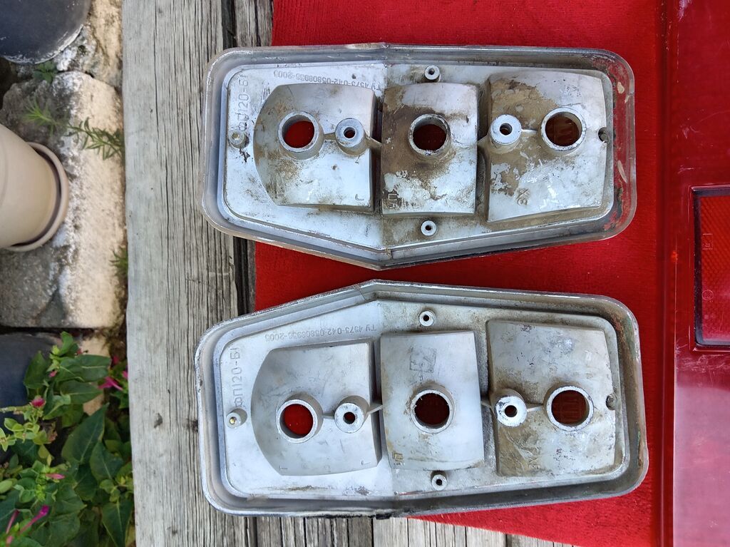 Salam təxili vaz 2107 və Gaz 24 arxa stopları satılır ideal vəzyətdə — Ehtiyat hissələri, Digah (2)