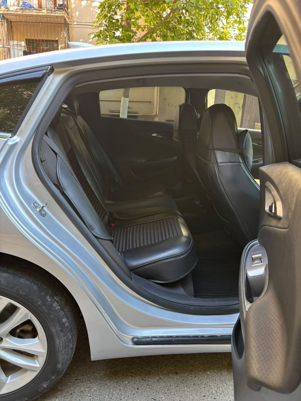 Chevrolet Malibu: 1.5 l | 2018 il 200000 km Sedan — Avtomobillər, Xırdalan (9)