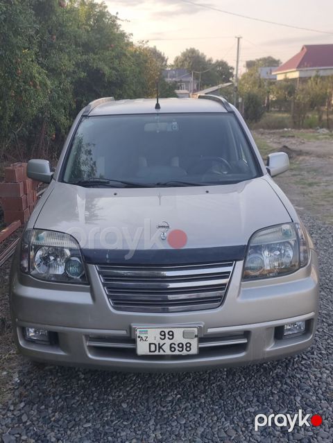 Nissan X-Trail: 2 l | 2004 il Universal