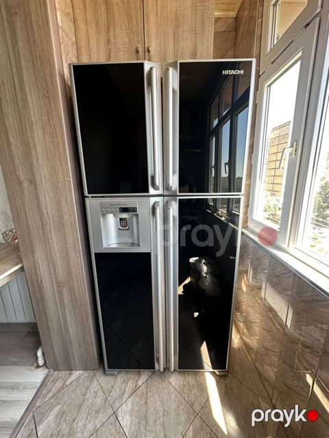 HITACHI dörd qapılı soyuducu - Marka/model: Hitachi (şüşə qara ön