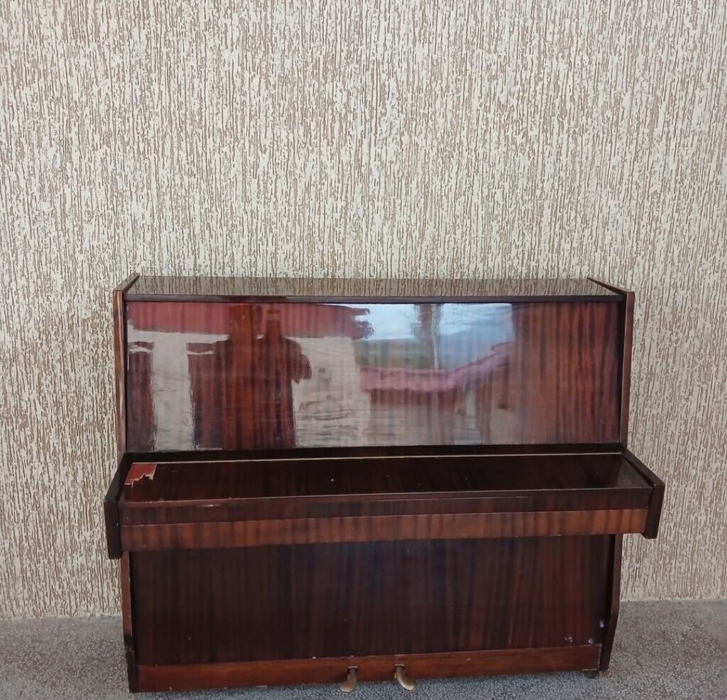 (400 alinib 100köklenib).endirimle220m Upright pianino – akustik, 88